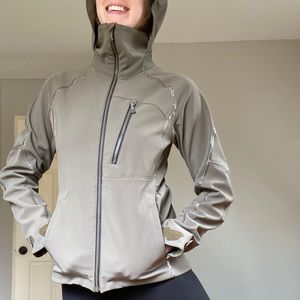 Burton AK Soft Shell